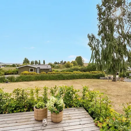 Josef - 500m From The Sea By Interhome